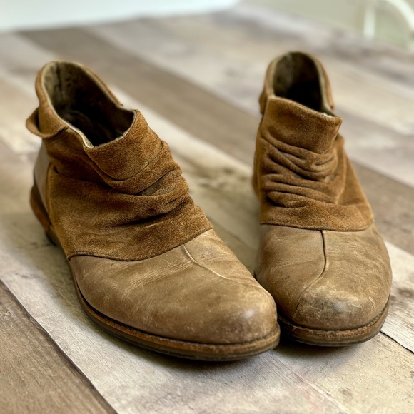 Patagonia Women’s Addie Ruffle Tan Leather Bootie Size 8 Performance Boot - Picture 7 of 12